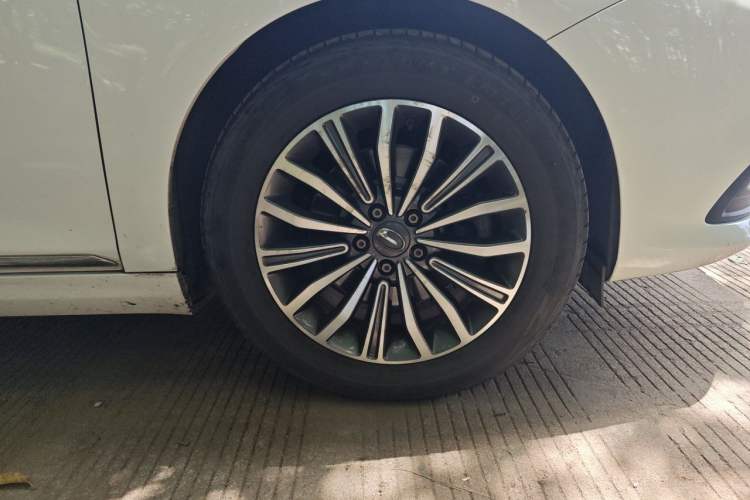 Used GAC Trumpchi GA8 2016 320T Luxury Edition Right Front Wheel Hub