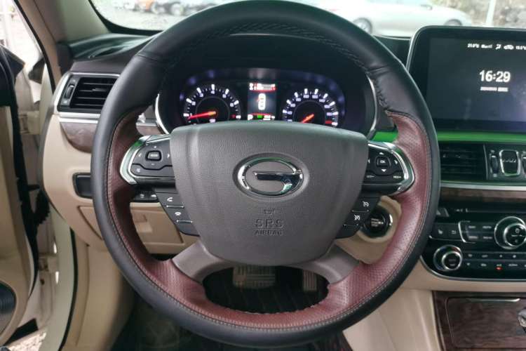 Used GAC Trumpchi GA8 2016 320T Luxury Edition Steering Wheel