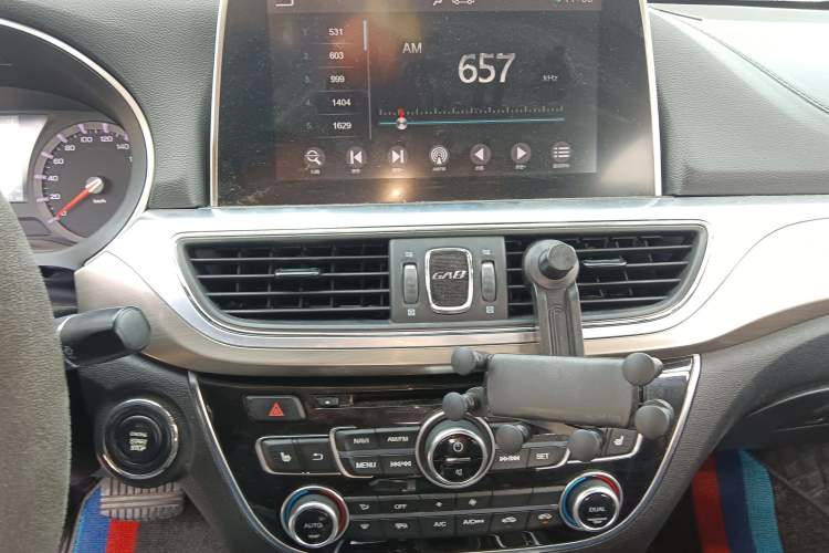 Used GAC Trumpchi GA8 2017 280T Deluxe Edition Audio And AC Panel