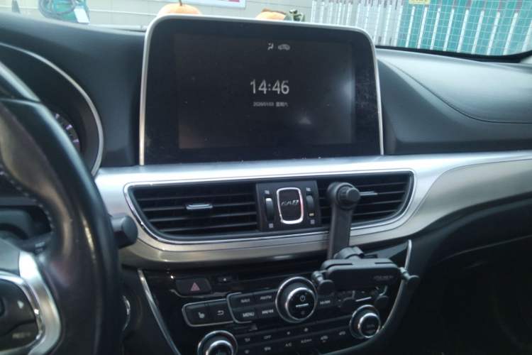 Used GAC Trumpchi GA8 2017 280T Deluxe Edition Audio And AC Panel