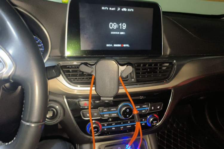Used GAC Trumpchi GA8 2017 320T Luxury Edition Audio And AC Panel