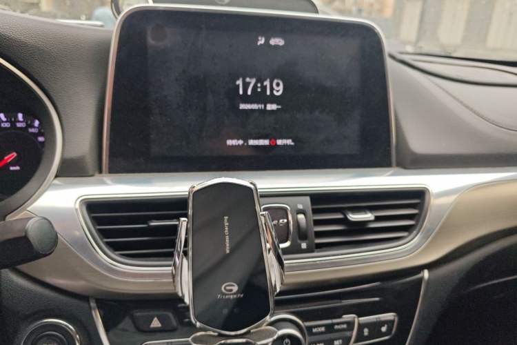 Used GAC Trumpchi GA8 2017 280T Smart Enjoyment Edition Audio And AC Panel