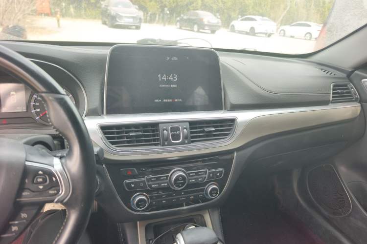 Used GAC Trumpchi GA8 2017 280T Deluxe Edition Audio And AC Panel
