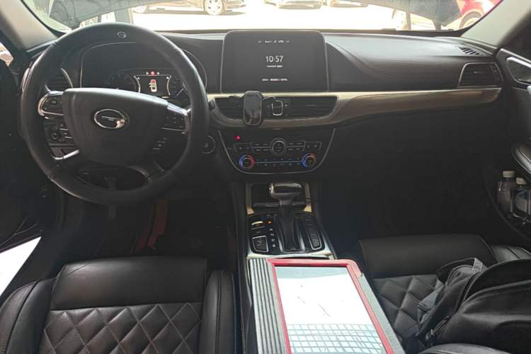 Used GAC Trumpchi GA8 2017 320T Luxury Edition Center Console