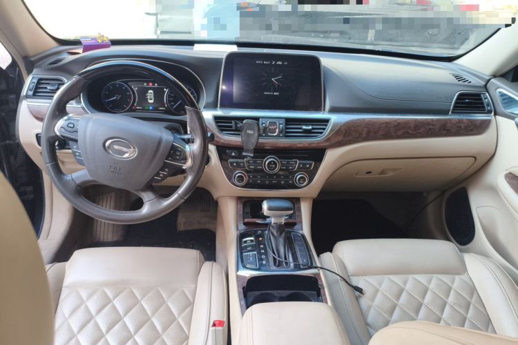 Used GAC Trumpchi GA8 2017 320T Smart Edition Center Console