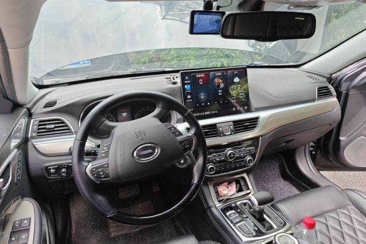 Used GAC Trumpchi GA8 2017 280T Deluxe Edition Center Console