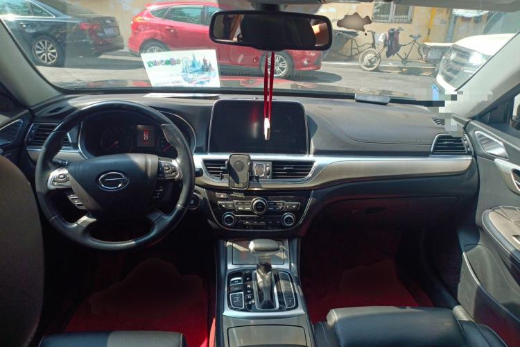 Used GAC Trumpchi GA8 2017 280T Deluxe Edition Center Console