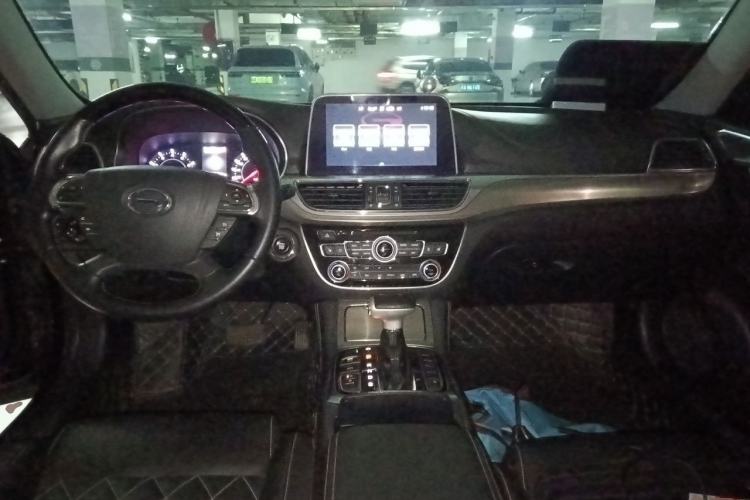 Used GAC Trumpchi GA8 2017 280T Deluxe Edition Center Console