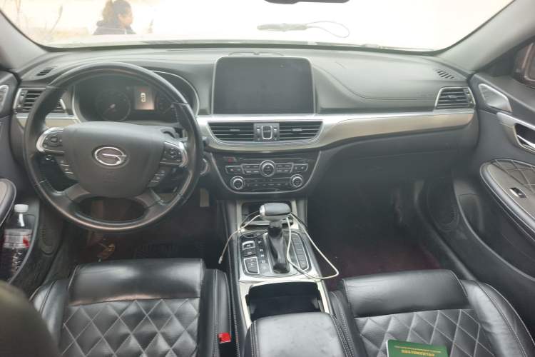 Used GAC Trumpchi GA8 2017 280T Deluxe Edition Center Console