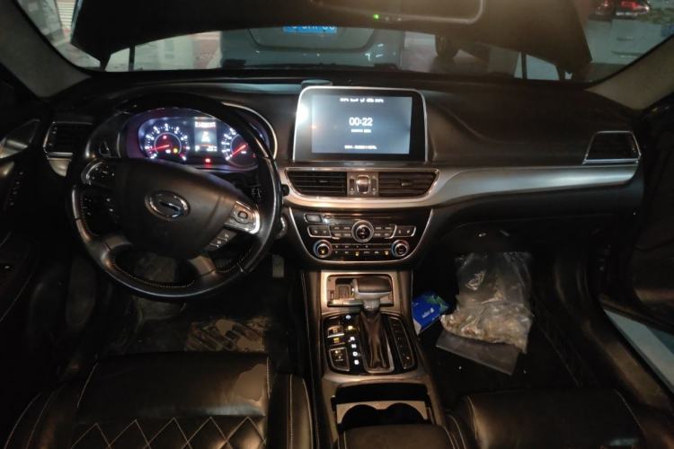Used GAC Trumpchi GA8 2017 280T Deluxe Edition Center Console