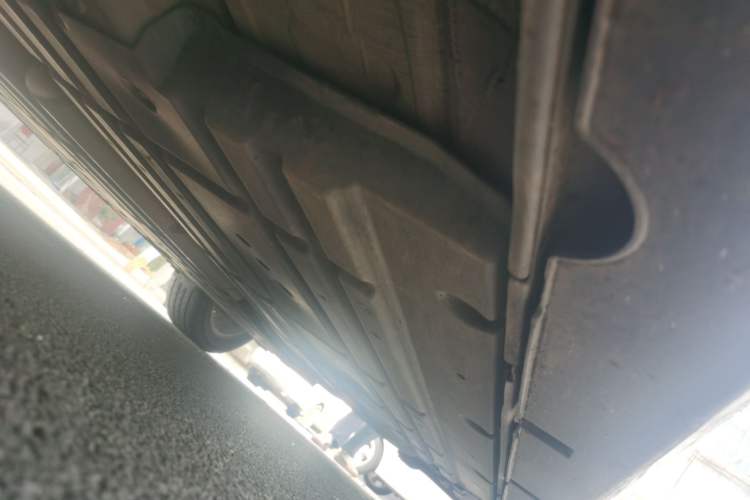 Used GAC Trumpchi GA8 2017 280T Deluxe Edition Chassis Front Left