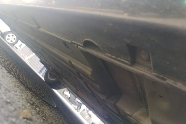 Used GAC Trumpchi GA8 2017 280T Deluxe Edition Chassis Front Right