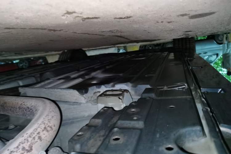 Used GAC Trumpchi GA8 2017 320T Ultimate Edition Chassis Rear Left