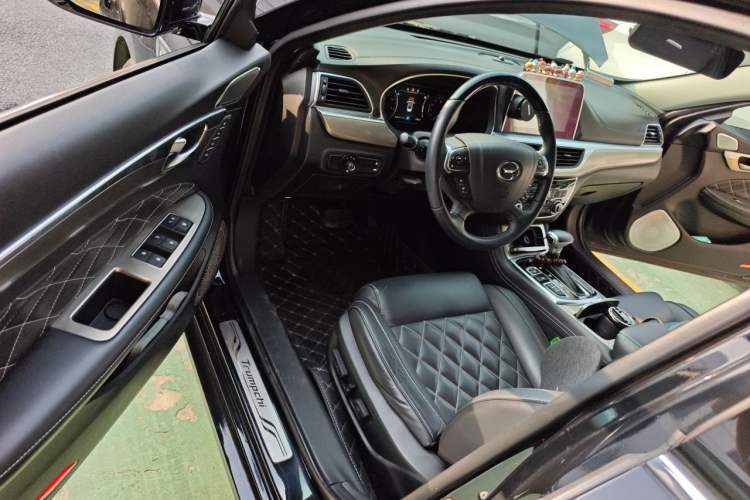 Used GAC Trumpchi GA8 2017 320T Luxury Edition Driver Seat