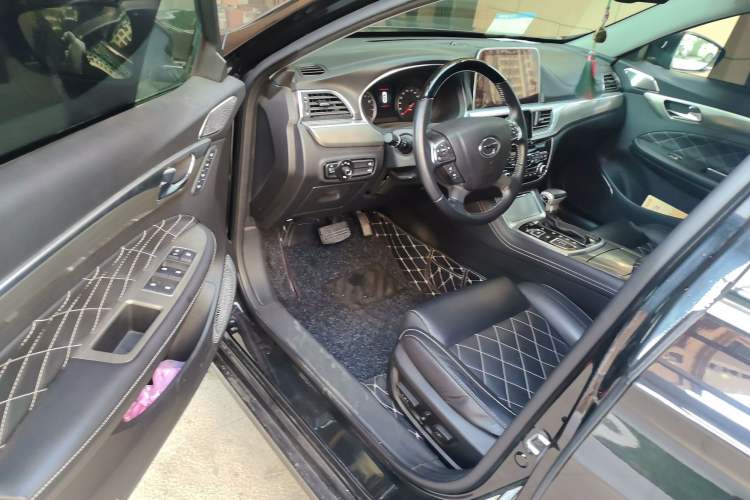 Used GAC Trumpchi GA8 2017 280T Deluxe Edition Driver Seat