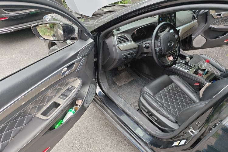 Used GAC Trumpchi GA8 2017 280T Deluxe Edition Driver Seat