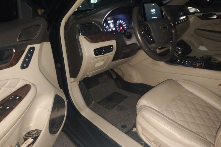 Used GAC Trumpchi GA8 2017 280T Deluxe Edition Driver Seat