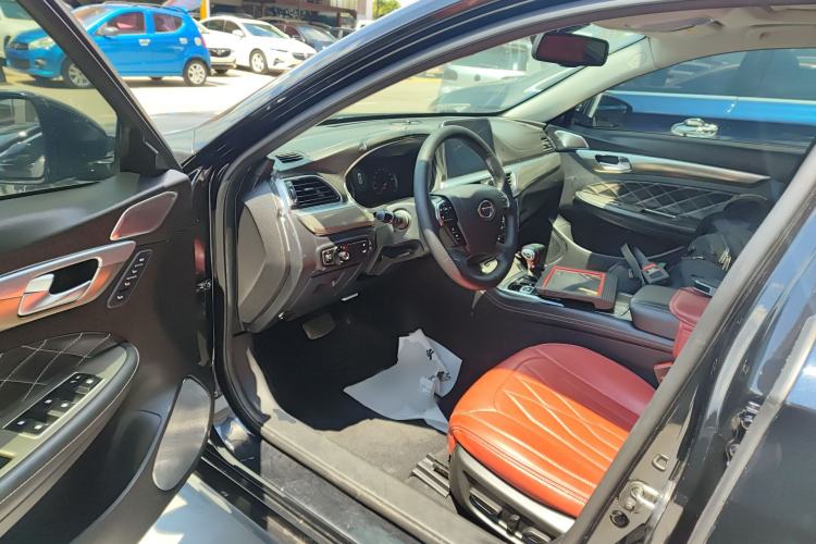 Used GAC Trumpchi GA8 2017 280T Deluxe Edition Driver Seat