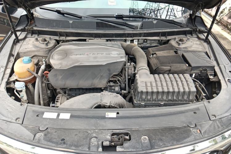 Used GAC Trumpchi GA8 2017 280T Deluxe Edition Engine Bay