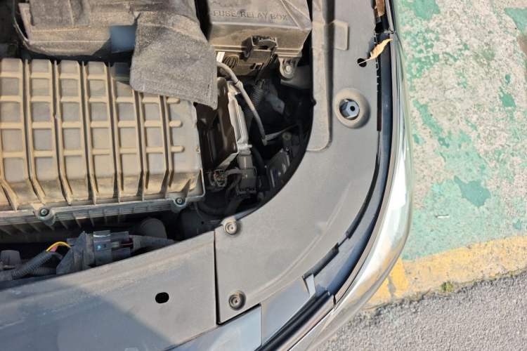 Used GAC Trumpchi GA8 2017 320T Luxury Edition Engine Bay Left