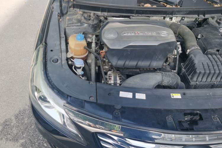 Used GAC Trumpchi GA8 2017 280T Deluxe Edition Engine Bay Right