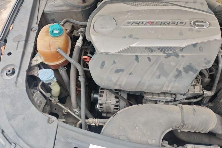 Used GAC Trumpchi GA8 2017 320T Luxury Edition Engine Bay Right