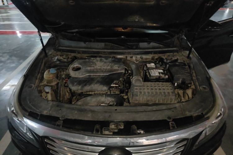 Used GAC Trumpchi GA8 2017 280T Deluxe Edition Engine Bay