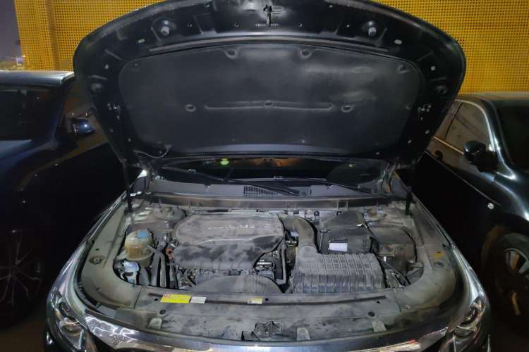 Used GAC Trumpchi GA8 2017 280T Deluxe Edition Engine Bay