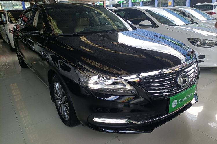 Used GAC Trumpchi GA8 2017 280T Executive Edition Exterior 2