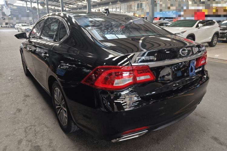 Used GAC Trumpchi GA8 2017 280T Deluxe Edition Exterior 3