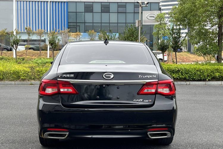 Used GAC Trumpchi GA8 2017 280T Deluxe Edition Exterior 4