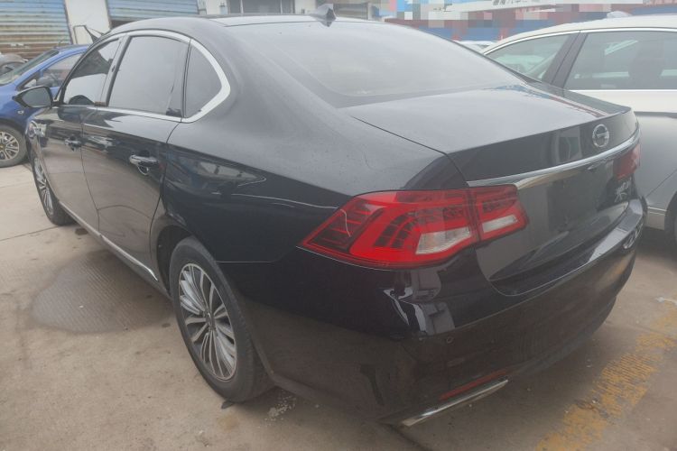 Used GAC Trumpchi GA8 2017 280T Deluxe Edition Exterior 5