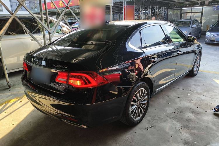 Used GAC Trumpchi GA8 2017 280T Deluxe Edition Exterior 5