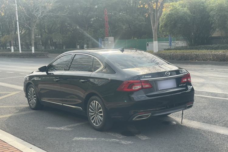 Used GAC Trumpchi GA8 2017 280T Deluxe Edition Exterior 5