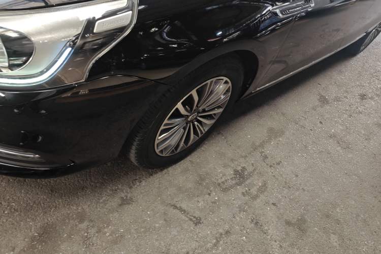 Used GAC Trumpchi GA8 2017 280T Deluxe Edition Exterior 7