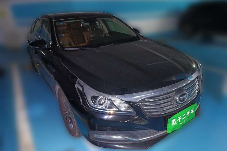 Used GAC Trumpchi GA8 2017 280T Deluxe Edition Front Right 45 Deg