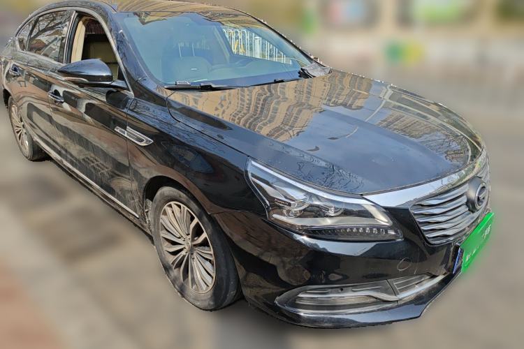 Used GAC Trumpchi GA8 2017 320T Luxury Edition Front Right 45 Deg