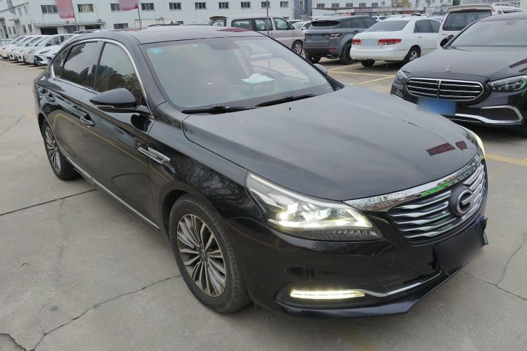 Used GAC Trumpchi GA8 2017 320T Luxury Edition Front Right 45 Deg