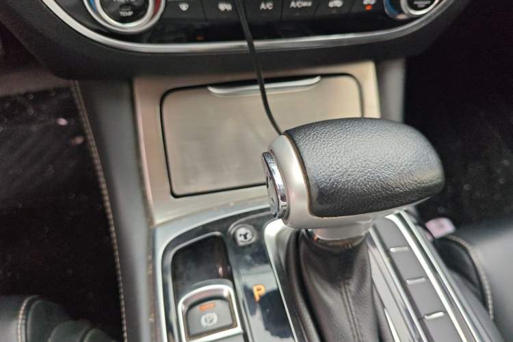 Used GAC Trumpchi GA8 2017 280T Smart Enjoyment Edition Gear Lever