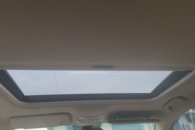 Used GAC Trumpchi GA8 2017 280T Deluxe Edition Headliner
