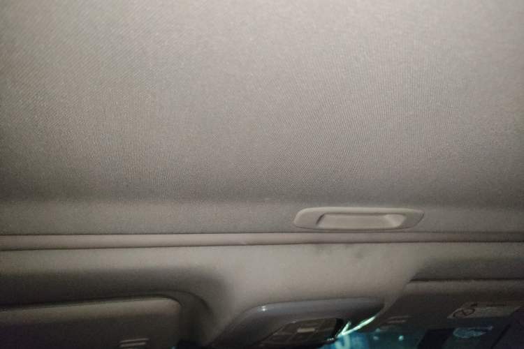 Used GAC Trumpchi GA8 2017 280T Deluxe Edition Headliner
