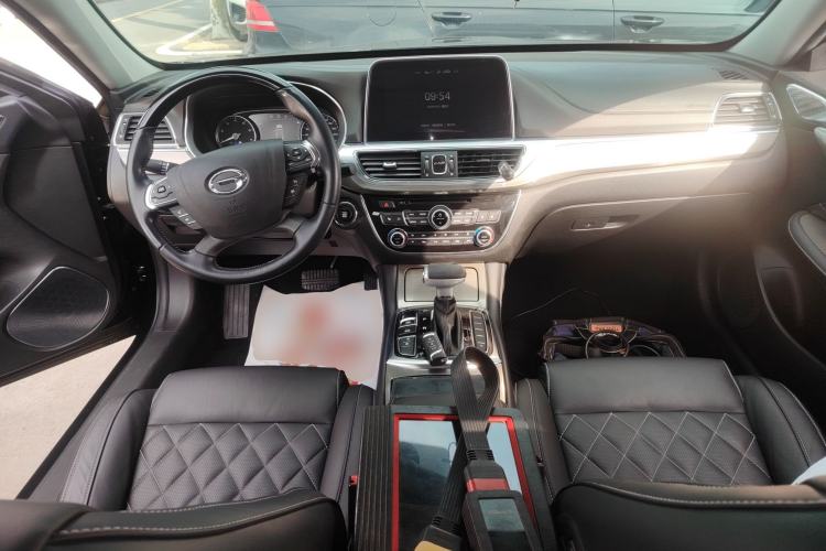 Used GAC Trumpchi GA8 2017 320T Luxury Edition Interior 2