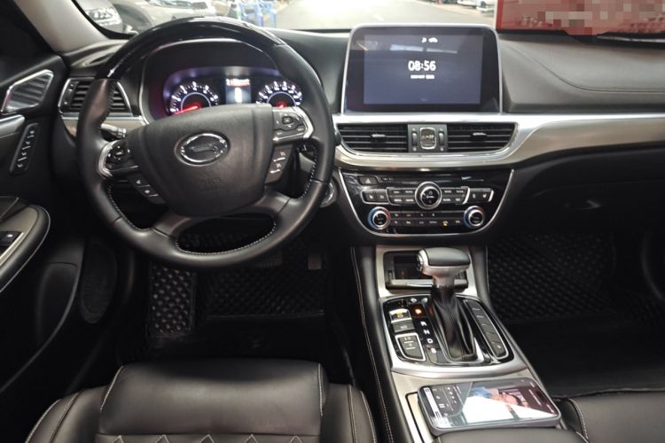 Used GAC Trumpchi GA8 2017 280T Deluxe Edition Interior 2