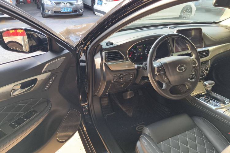 Used GAC Trumpchi GA8 2017 280T Deluxe Edition Interior 3