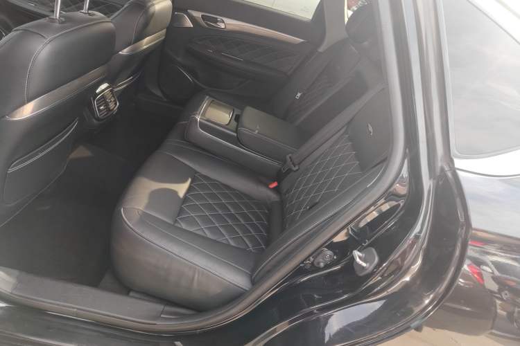 Used GAC Trumpchi GA8 2017 320T Luxury Edition Interior 4