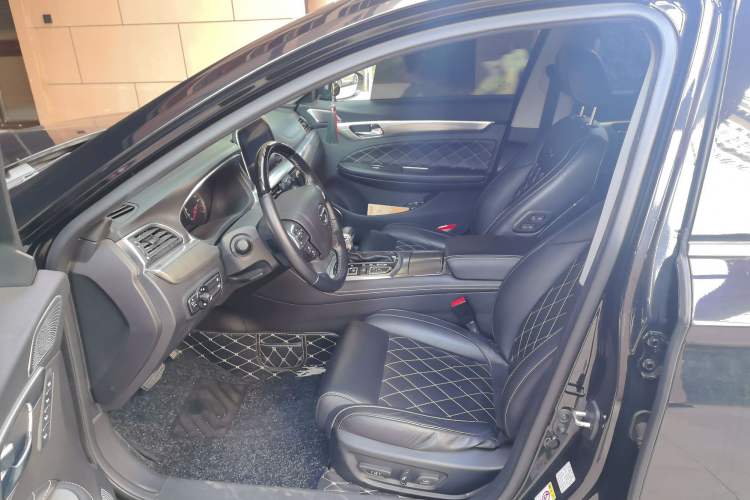 Used GAC Trumpchi GA8 2017 280T Deluxe Edition Left Front Seat