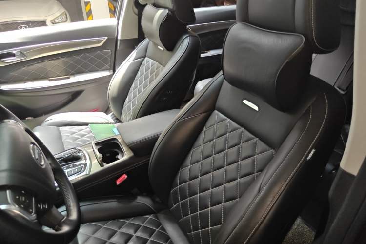 Used GAC Trumpchi GA8 2017 280T Deluxe Edition Left Front Seat