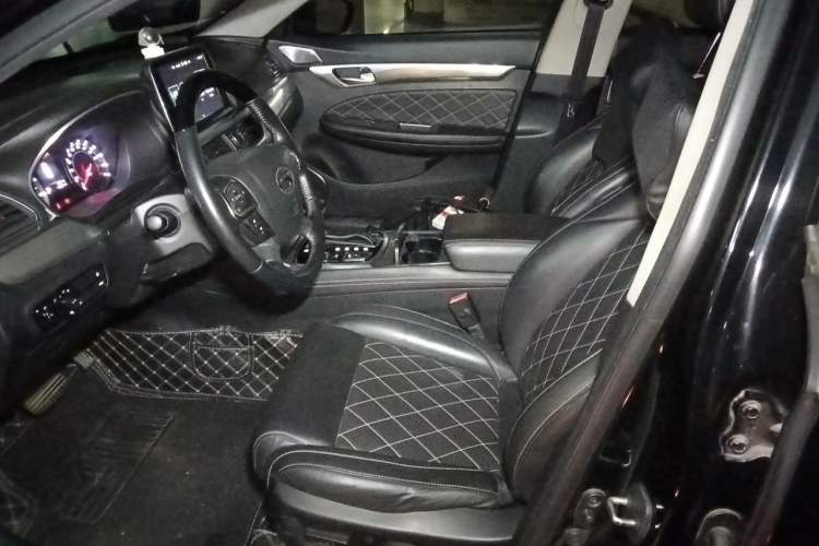 Used GAC Trumpchi GA8 2017 280T Deluxe Edition Left Front Seat