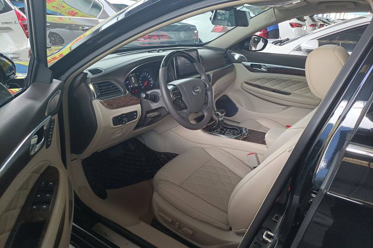 Used GAC Trumpchi GA8 2017 280T Executive Edition Left Front Seat