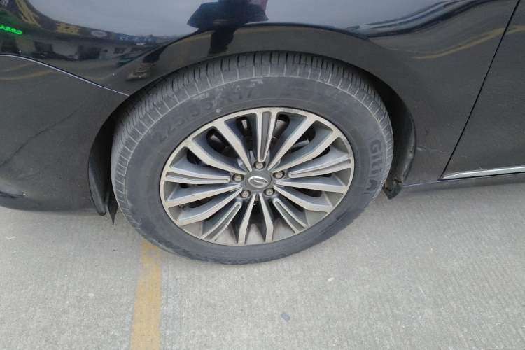 Used GAC Trumpchi GA8 2017 320T Luxury Edition Left Front Wheel Hub